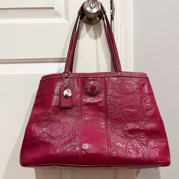 Coach Handbags - COACH Hot Pink Patent Leather Signature Carryall Kisslock Bag
